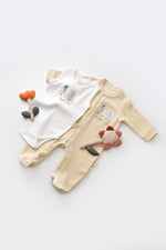 Charger l&#39;image dans la galerie, Pyjama en velours pour bébé couleur stone doux avec body en 100% coton biologique GOTS Slow fashion vêtement éthique durable éco-responsable
